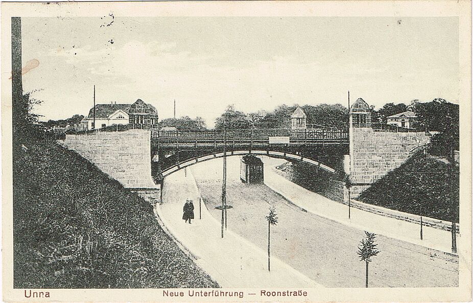 Postkarte von 1916 Unterführung Roonstraße