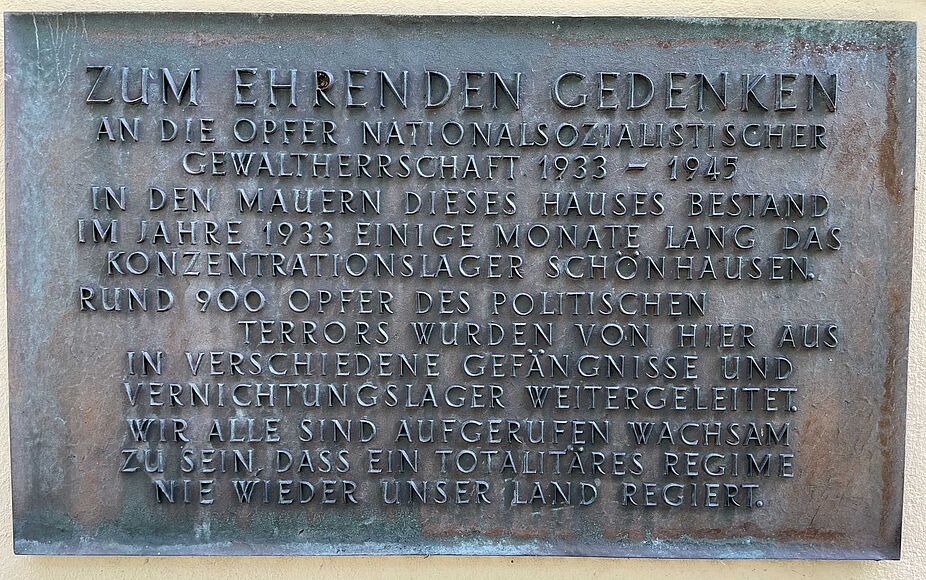 Gedenktafel am ehemaligen KZ Schönhausen