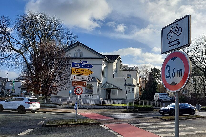 Neue Regelung am Kreishauskreisel