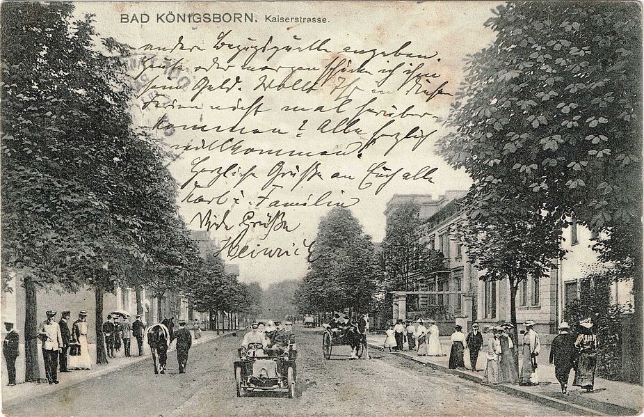 Auto auf der Kaiserstraße