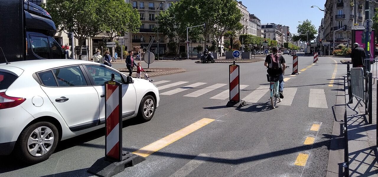 Neue Pop-up-Bike-Lane in Paris.